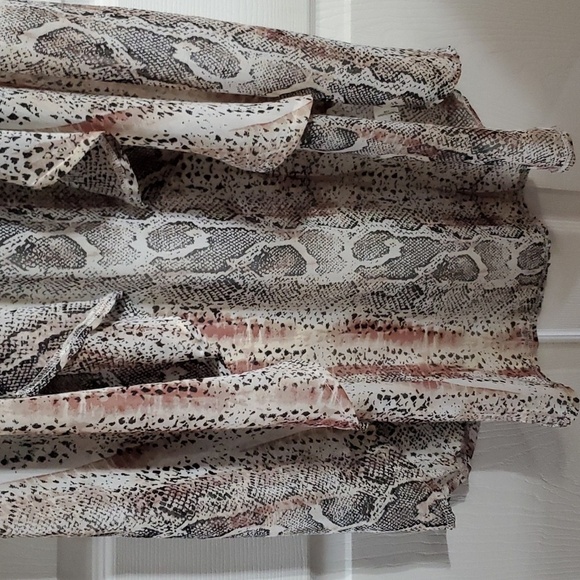 Peach Love California Bohemian Animal Print Semi Sheer Kimono Cardigan Duster - Picture 8 of 14